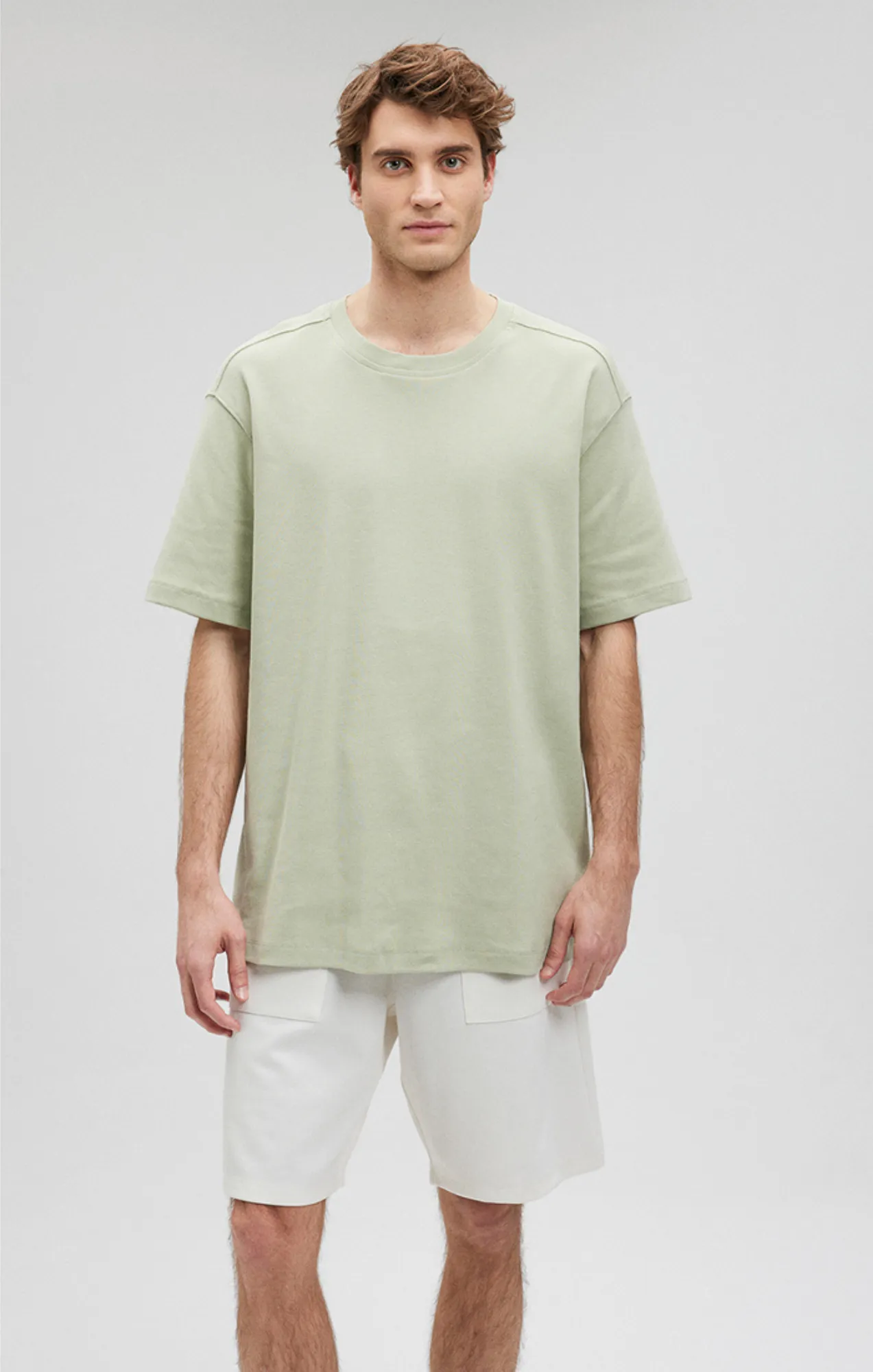 ESSENTIAL CREW NECK T-SHIRT IN DESERT SAGE