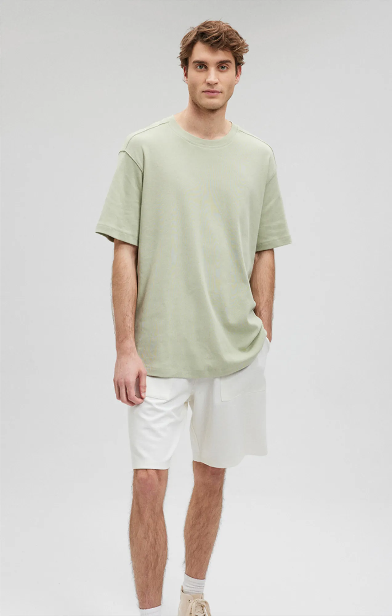 ESSENTIAL CREW NECK T-SHIRT IN DESERT SAGE