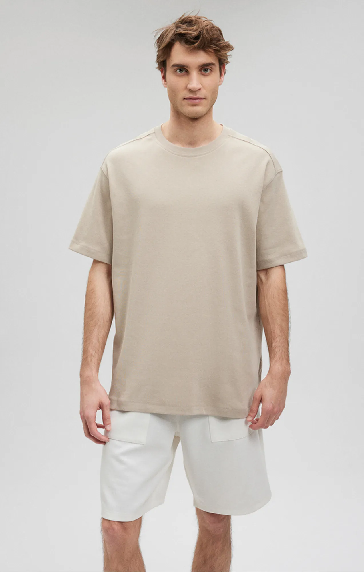 ESSENTIAL CREW NECK T-SHIRT IN PURE CASHMERE