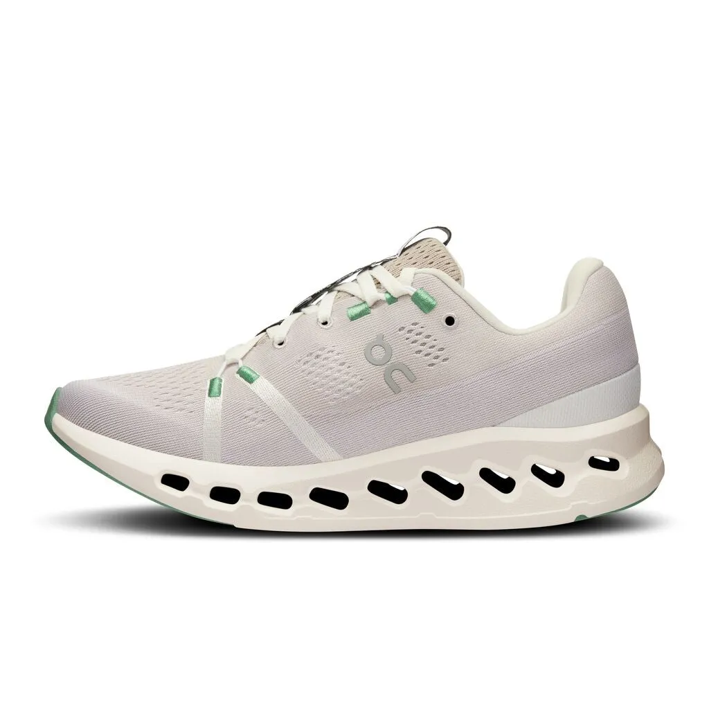 Women's On Cloudsurfer Running Shoe in Pearl | Ivory